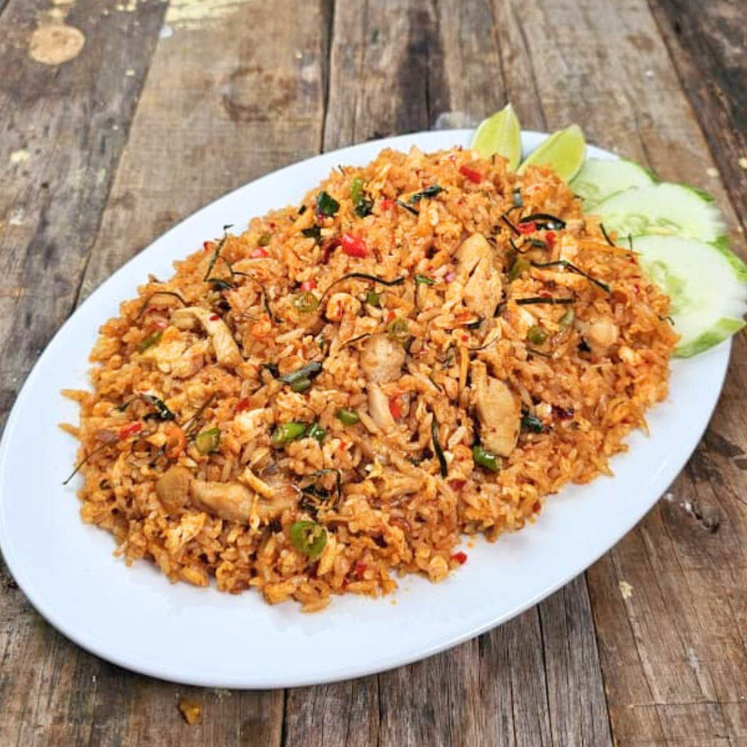 Tom Yum Fried Rice with Chicken image