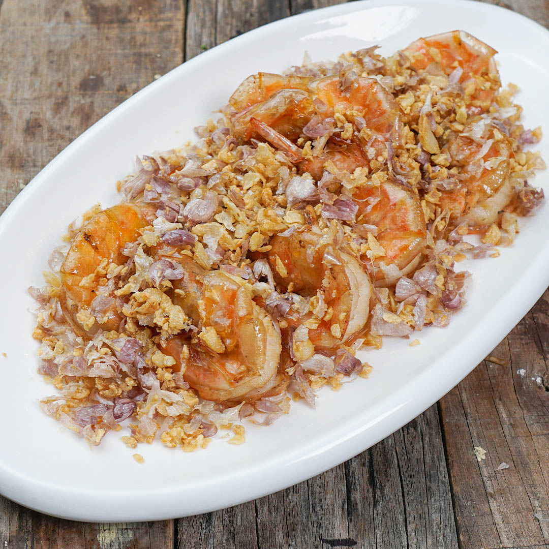 Deep Fried Prawns with Fried Thai Garlic and White Pepper image